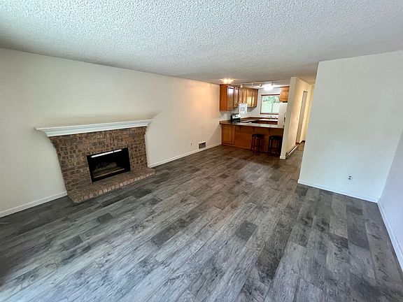3rd image of 14507 NE 40th St APT A103