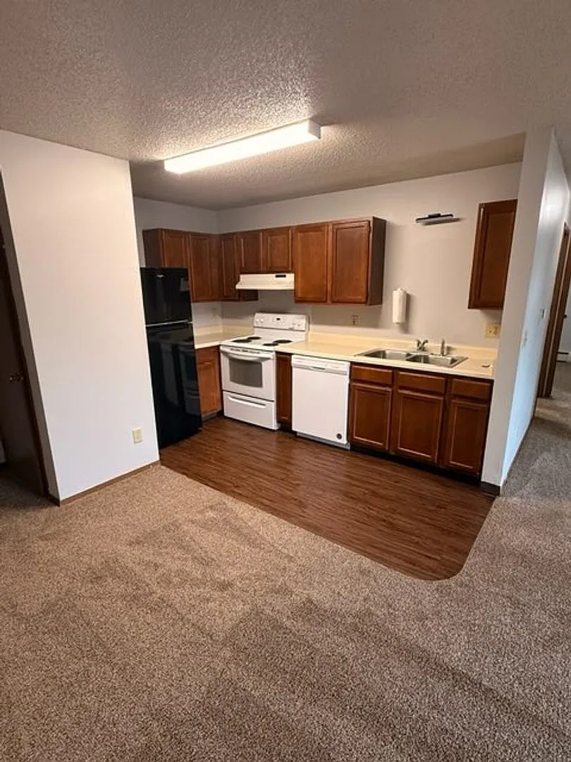 3505 Beaver Avenue Apartments — Photo 3