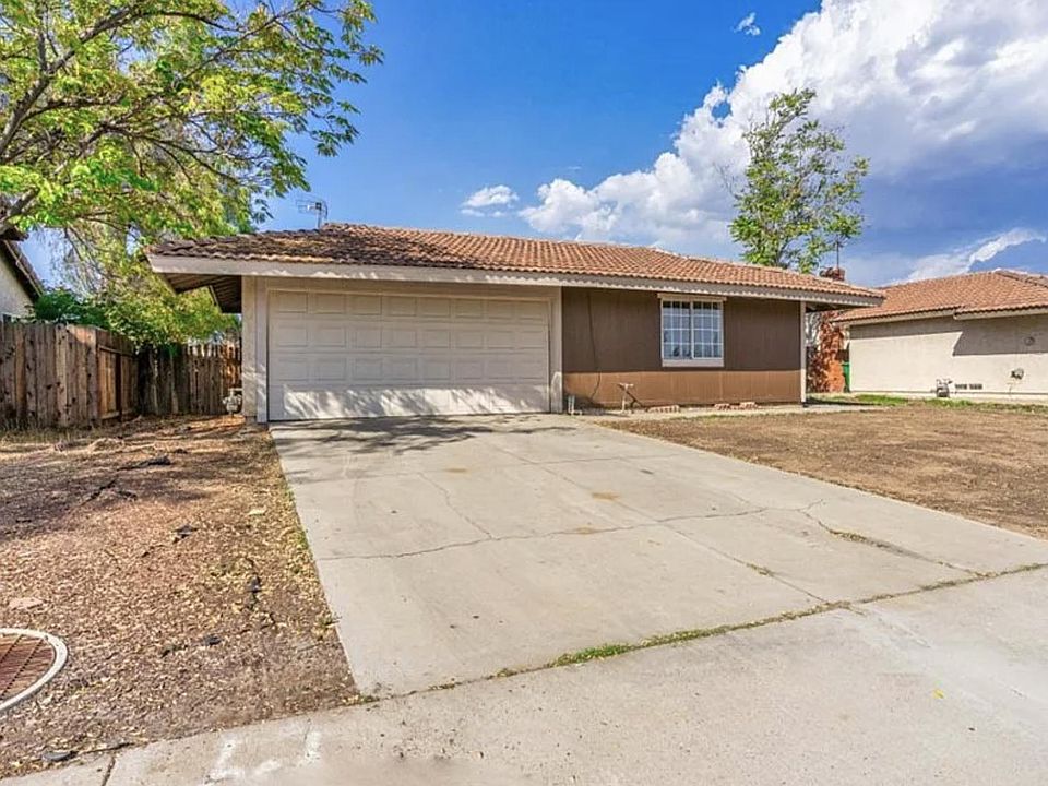1st image of 23850 Suncrest Ave