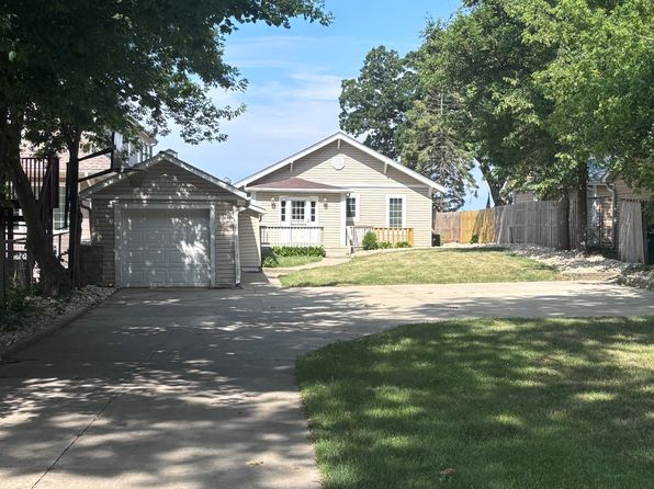 4 N Pistakee Lake Rd