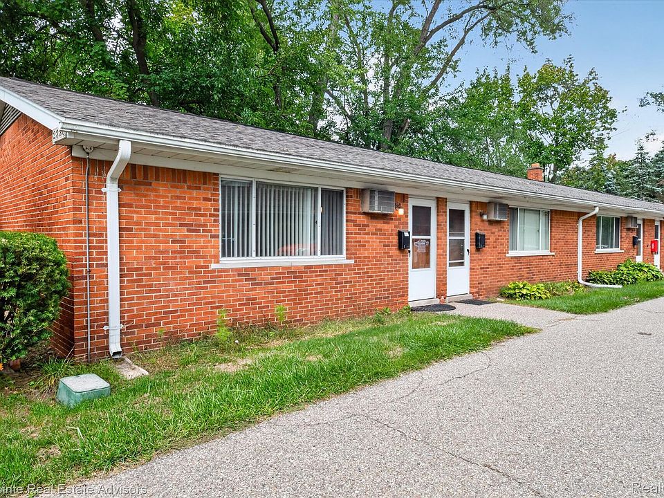 2328 Crooks Rd, photo 2