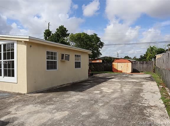 5th image of 16832 NW 53rd Ct