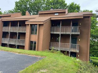 4673 N Cross Over Dr #562, Bellaire, MI 49615