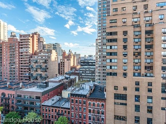 4th image of 201 E 87th St APT 10R