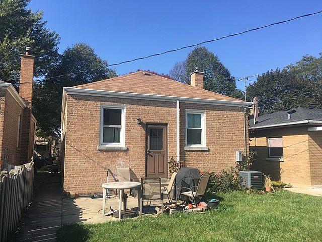 2nd image of 2401 Northgate Ave