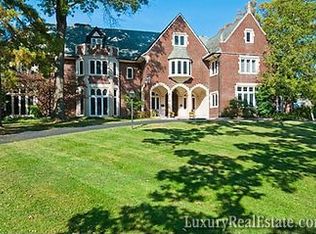 39 Brentmoor Park, Saint Louis, MO 63105