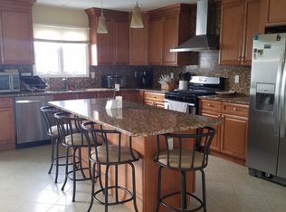 456 2nd Ave FLOOR 2, Lyndhurst, NJ 07071