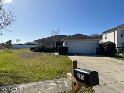 240 Fountain Lake Blvd, Daytona Beach, FL, 32117