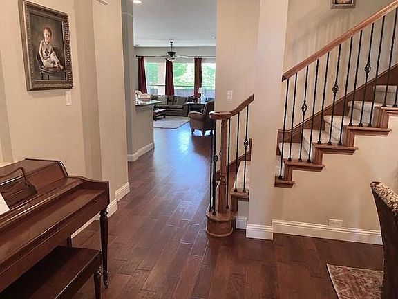 3rd image of 1040 Shepherd Ct