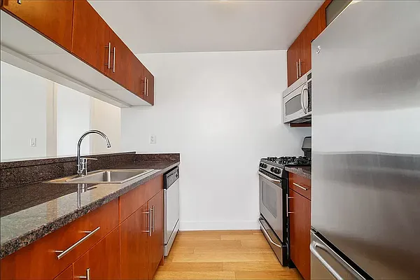 Rented by REAL New York | media 5