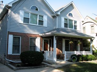 474 Hill Ave, Glen Ellyn, IL 60137