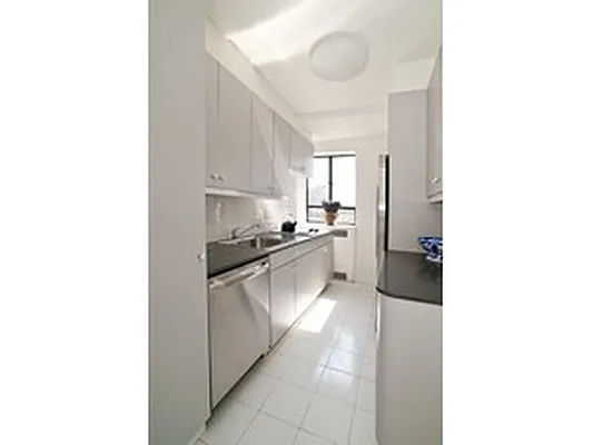 Sold by Corcoran | media 18