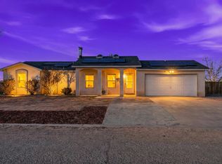 19 Owens Dr, Los Lunas, NM 87031