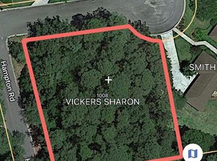 1008 Greensway Dr, Douglas, GA 31533