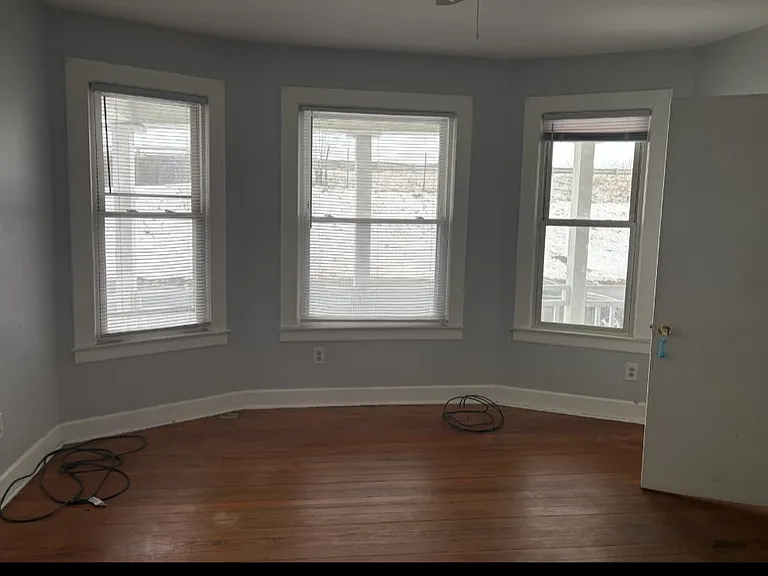 371-373 E Columbus Ave #1 — Photo 8