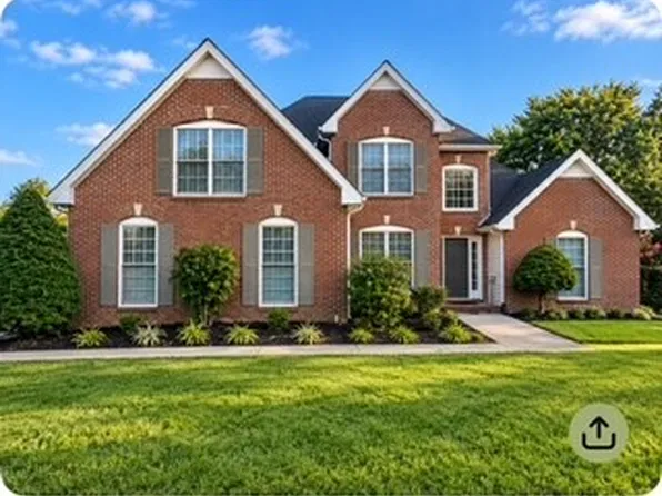 1217 Fieldcrest Ln, Clarksville, TN 37043