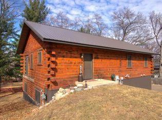2122 Abbe Hill Dr, Eau Claire, WI 54703