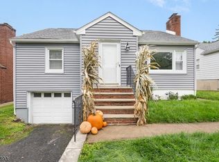 17 Ralph Pl, Morristown, NJ 07960