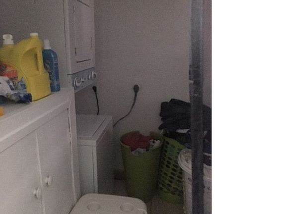 5th image of 1530 NW 11th Ct