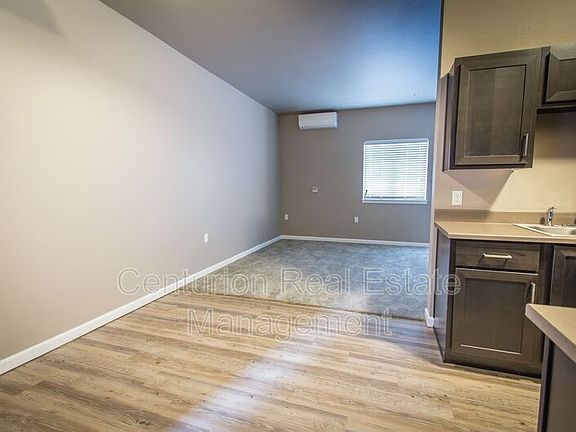 4th image of 4235 Hawthorne Ave NE #208