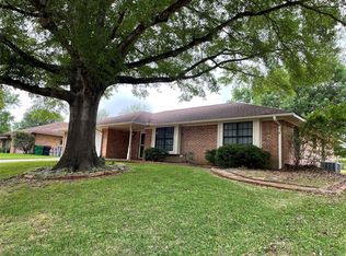 1304 Allison St, Brenham, TX 77833