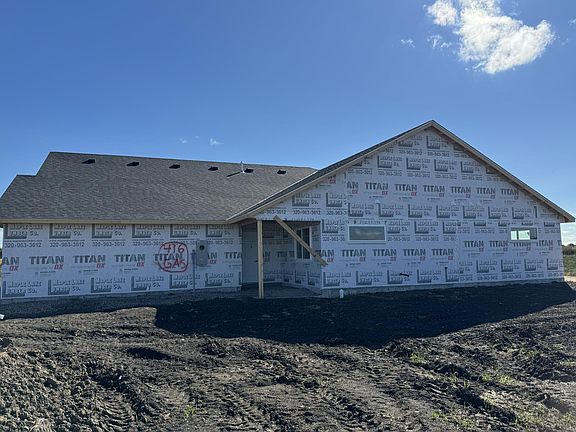 2nd image of 416 5th St S