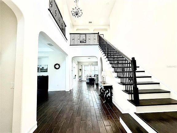 3rd image of 1879 WHITEWILLOW DRIVE