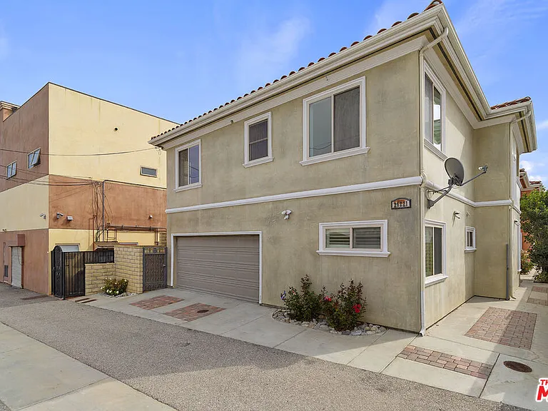 24221 Madison St #B — Photo 15