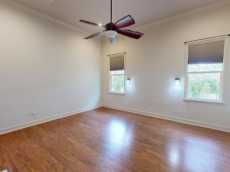 311 Junius St — Photo 19