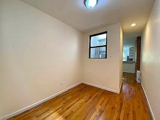 5th image of 768 Amsterdam Ave APT 5N