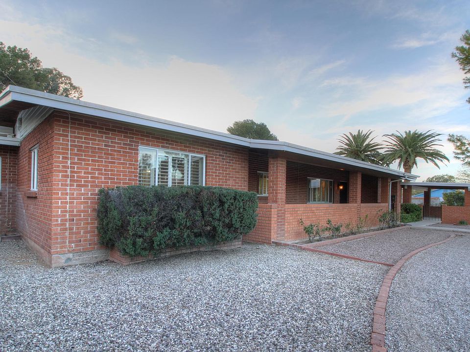 1952 Red Brick Ranch