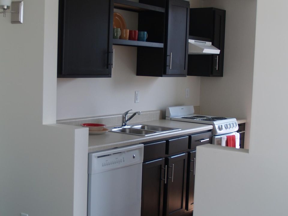 1st image of 5901 Delmar Blvd Unit A
