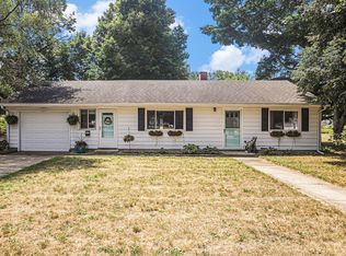 425 4th Ave, Three Rivers, MI 49093