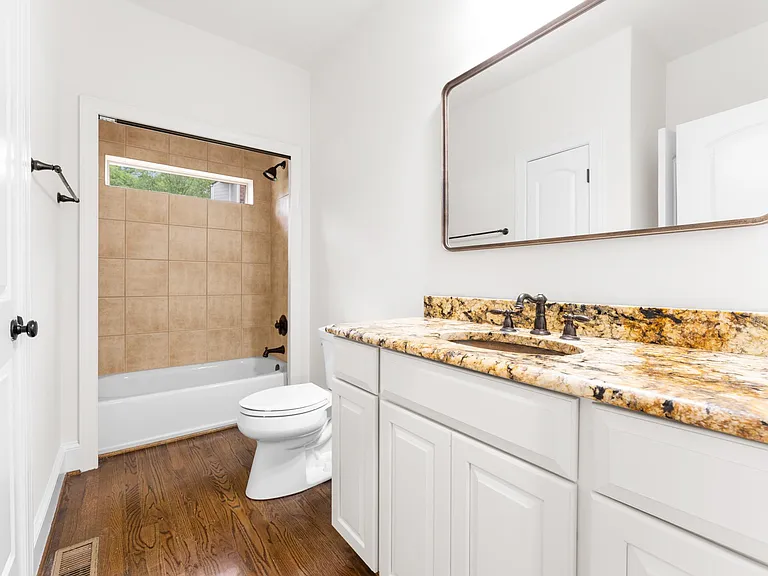 7307 Roseland Ave — Photo 23