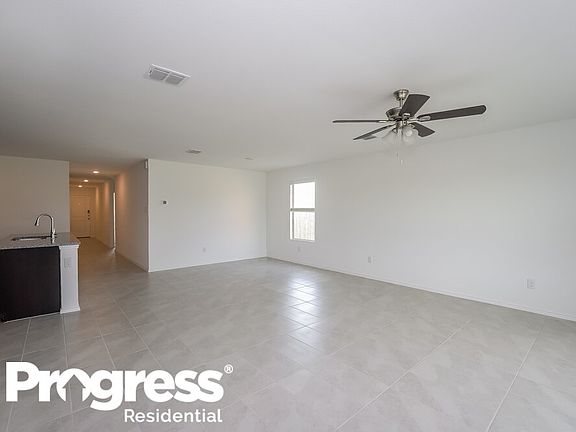 4th image of 14685 Missouri Fox Dr