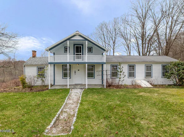 107 S Main St, Sheffield, MA 01257