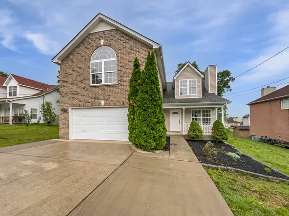 102 Mary Joe Martin Dr, La Vergne, TN 37086
