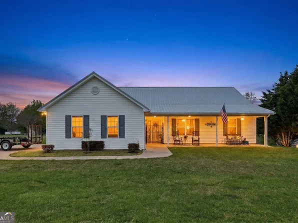 190 Bridgewater Dr, Mount Airy, GA 30563