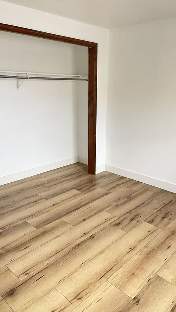 551 Dee Ave #1-4 — Photo 4