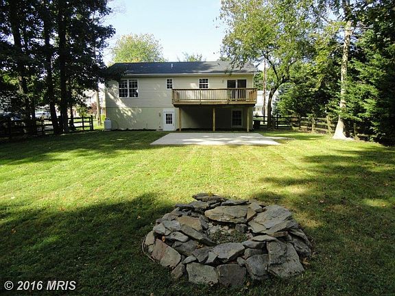 3rd image of 809 Chesapeake Dr
