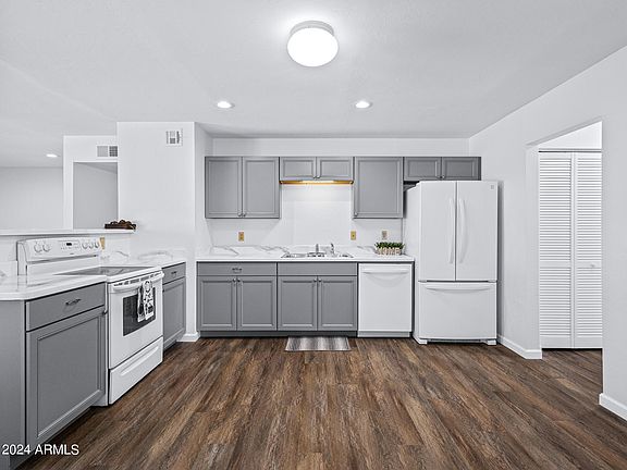 2nd image of 931 E Ash Drive
