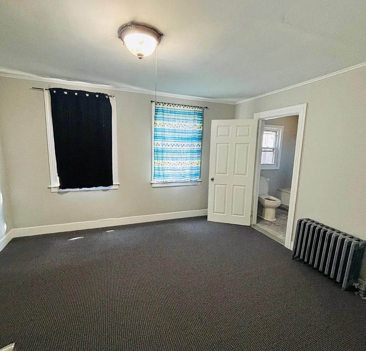 2 bed, 1.0 bath, $2,650 — Photo 2