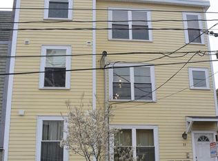 33 Warren St #2, Cambridge, MA 02141