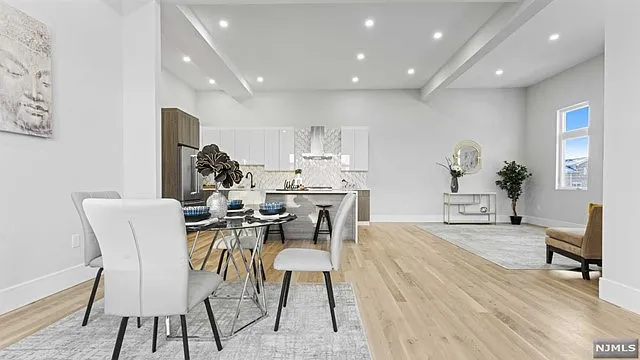 621 Valley Brook Ave #A — Photo 3