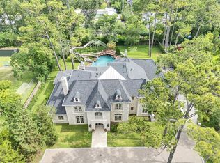 11527 Green Oaks Dr, Houston, TX 77024