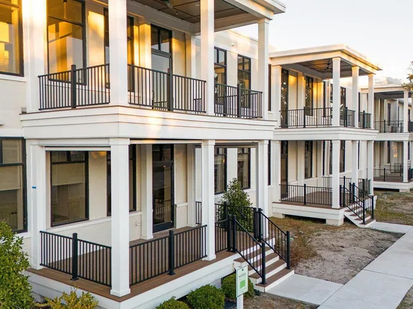 805 Mulberry Street #106, Beaufort, NC 28516