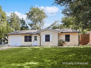 116 Travis Dr, Euless, TX 76039