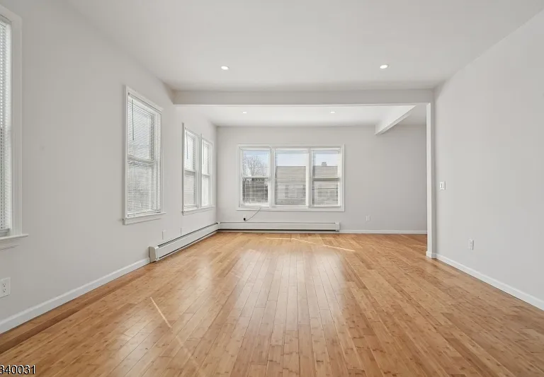 403 Abington Ave #2 — Photo 4