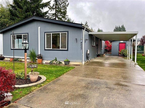 3rd image of 4627 17th Ln NE #14