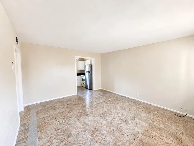 1311 Exposition Blvd #12 — Photo 3